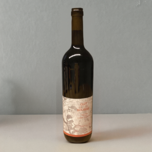 botella de vino tinto natural Clot de les Soleres Cabernet Sauvignon elaborado en Penedes con fermentacion espontanea sin sulfitos